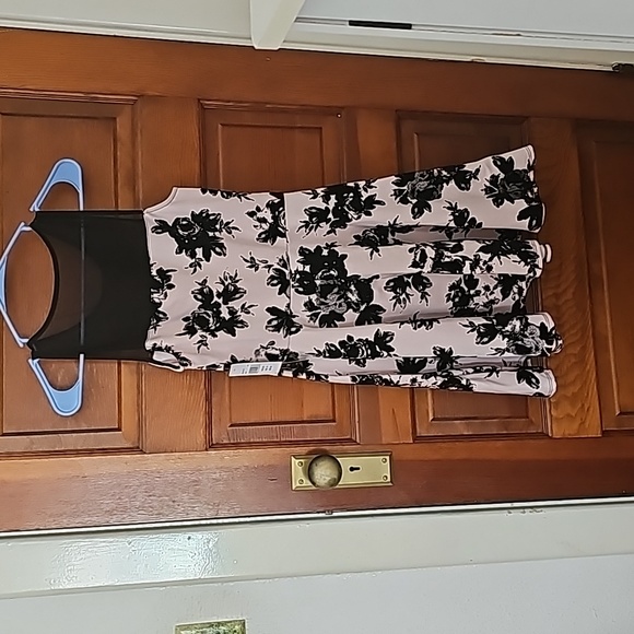 NWT Barbie pink Trixie clothing company woman's short dress in size M - Picture 3 of 7